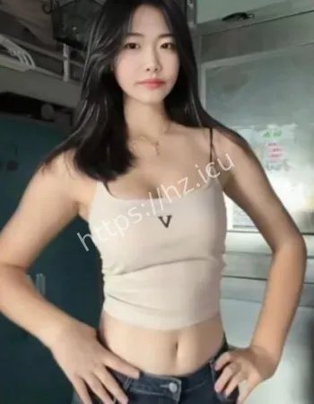 杨云菲